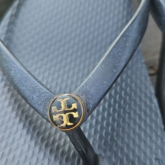 Tory Burch Pueva Platform Flip Flops Black Gold Logo Sandals Size 9 (Approx) - Picture 4 of 9